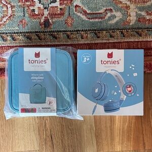 Tonies Kids Tonie Box Headphones and Carrying Case